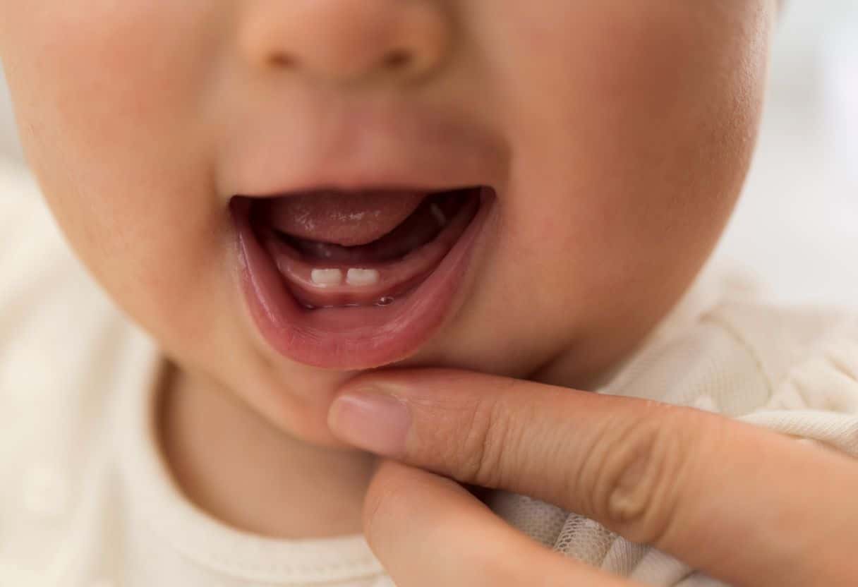 Wann bekommen Babys Zähne? Ein Überblick über den Zahnungsprozess